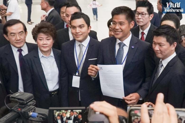 52170438_393048108178864_4476820051013402624_n